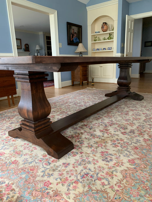 Carolina Farmhouse Pedestal Table